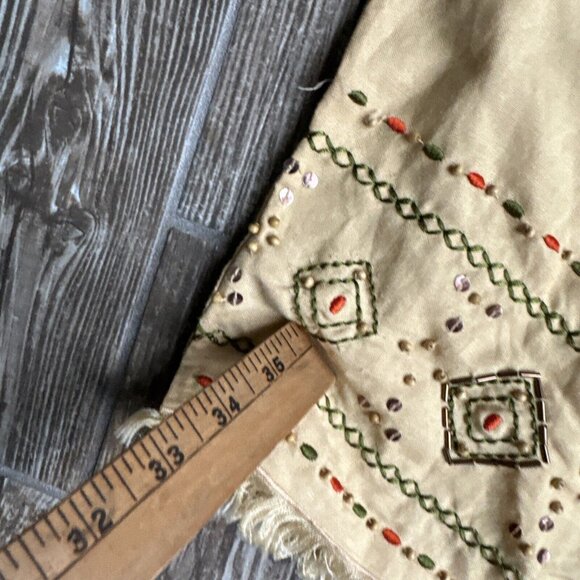 2/$18 SALE! Vintage Joy Peace Capri Pants Womens 8 High Waist Embroidered Beaded - Picture 9 of 11